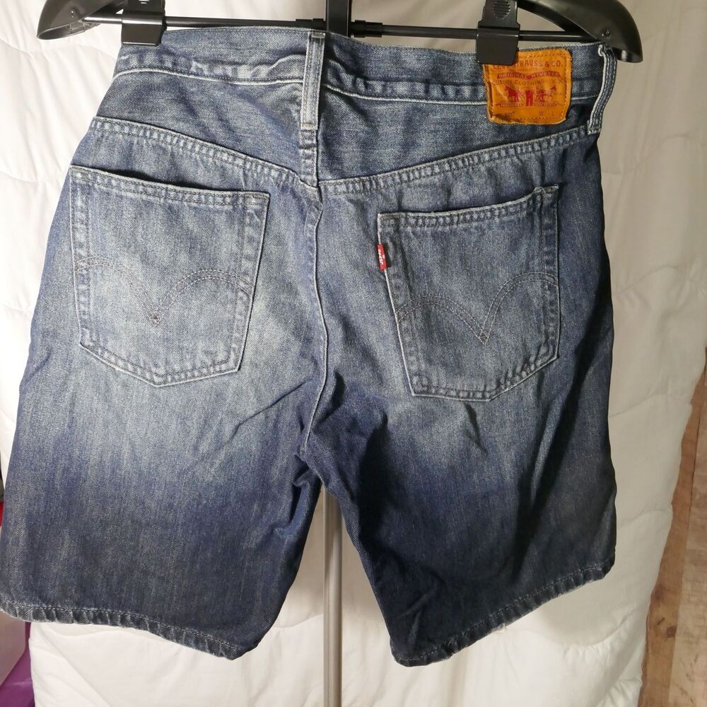 Levis 501 Shorts Mens 31 Blue Denim Loose Fit Jean Jorts Skater Short Button fly